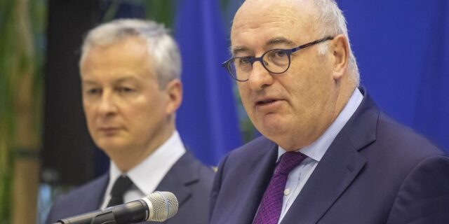 ΕΕ: Παραιτήθηκε ο Επίτροπος Εμπορίου, Φιλ Χόγκαν