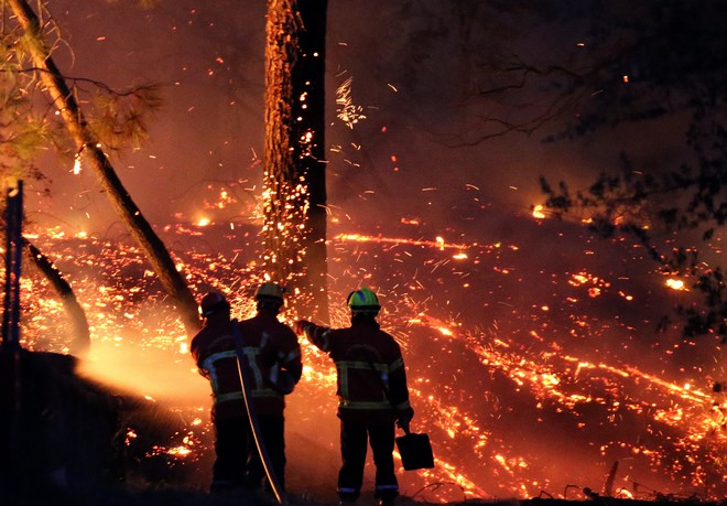 Γαλλία: Εκκενώνονται κάμπινγκ στη Μασσαλία λόγω πυρκαγιάς