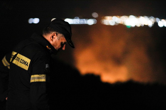Φωτιά στην Κάρυστο Ευβοίας | News 24/7