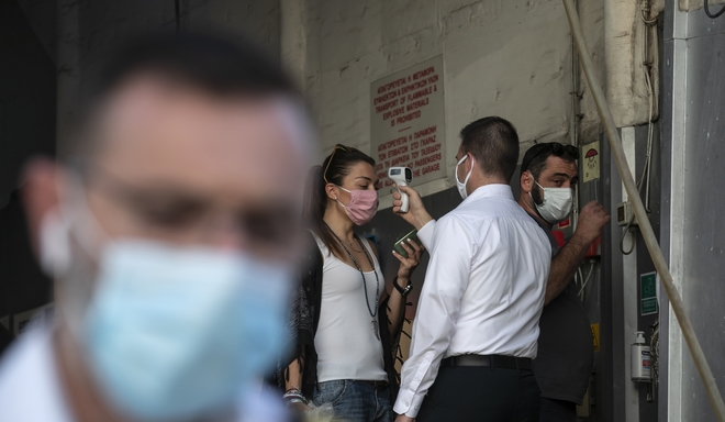 Προειδοποίηση Σύψα για κορονοϊό: “Η ισπανική γρίπη σκότωσε στο δεύτερο κύμα”