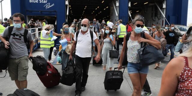 Κορονοϊός: Ρεκόρ με 284 νέα κρούσματα στην Ελλάδα – 141 στην Αττική