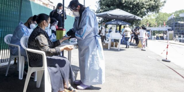 Ιταλία: Τεστ ή καραντίνα για όσους επιστρέφουν από Ελλάδα