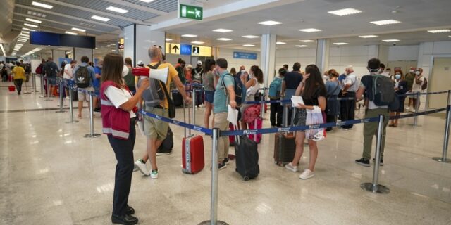 Ιταλία: Τεστ κορονοϊού για ταξιδιώτες από Ελλάδα και Ισπανία