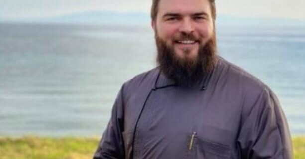 Κορονοϊός: Θετικός αρχιμανδρίτης στα Τρίκαλα που δήλωνε πως “δεν κολλάει με τη Θεία Κοινωνία”