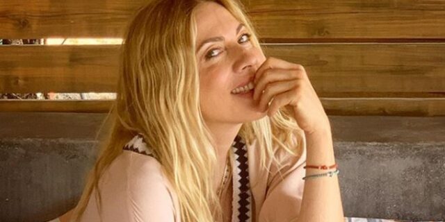 Η Σμαράγδα Καρύδη προσφέρει “ένα εκατομμύριο γιεν” και ένα γεύμα σούσι