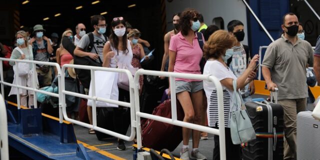 24χρονη με κορονοϊό που ταξίδεψε: “Ήθελα να ξεσκάσω – Ζητώ συγγνώμη”