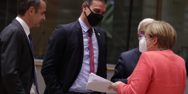 Κορονοϊός: Η Ευρώπη οδεύει σε lockdown – Τι θα κάνει ο Μητσοτάκης