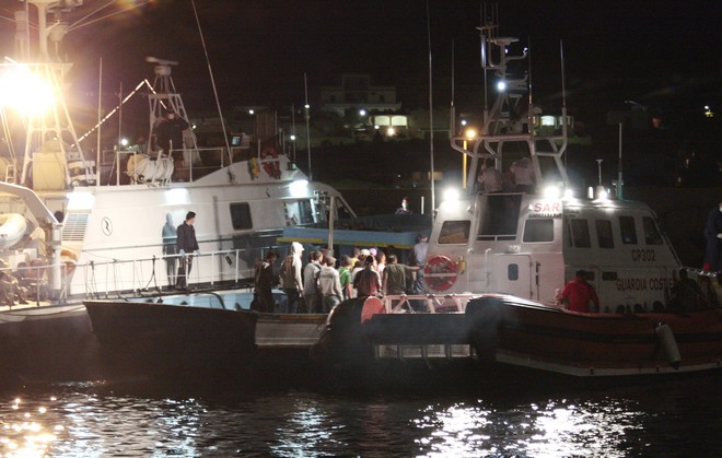 Νέα τραγωδία στη Μεσόγειο: Πάνω από 15 πρόσφυγες πνίγηκαν σε ναυάγιο