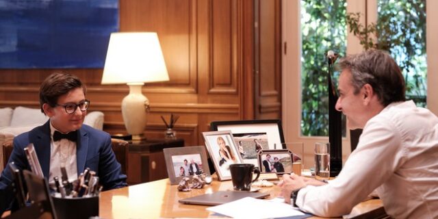 Συνάντηση του Κυριάκου Μητσοτάκη με τον 13χρονο Δημοσθένη Δεσποτίδη