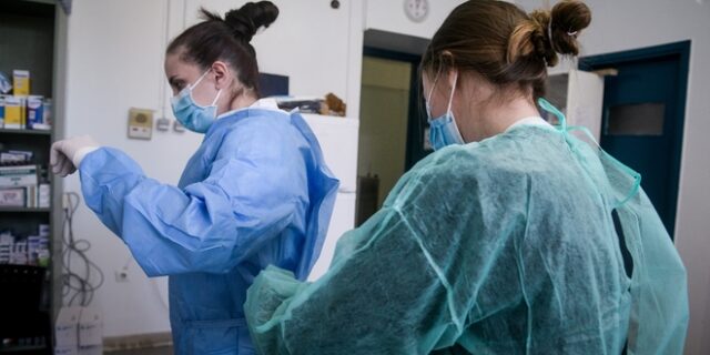 Νοσηλεύτρια από τον Ευαγγελισμό εκπέμπει SOS: “Υπάρχουν δύο νοσηλευτές για 46 ασθενείς”