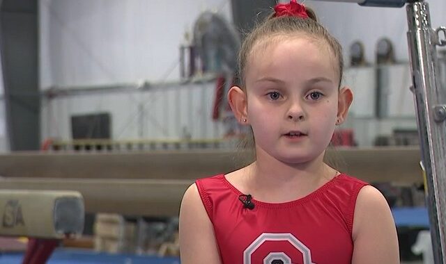“Μπορείς να το ξεπεράσεις” – 8χρονη με αναπηρία διαγωνίζεται στην ενόργανη