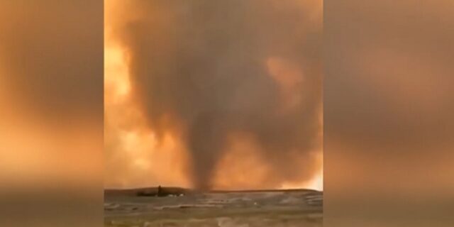 Κόλαση: Σπάνιος στρόβιλος φωτιάς στην Καλιφόρνια