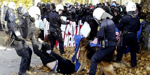Σουηδία: Αστυνομικοί τραυματίστηκαν στα επεισόδια που ξέσπασαν στο Μάλμο