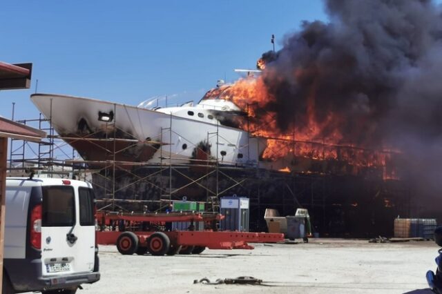 Σύρος: Έκρηξη σε ναυπηγείο – Καταστράφηκε θαλαμηγός