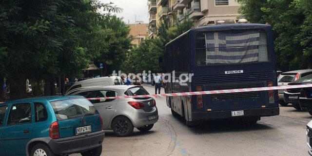 Θεσσαλονίκη: Επιχείρηση της ΕΛΑΣ για την εκκένωση υπο κατάληψη κτιρίου
