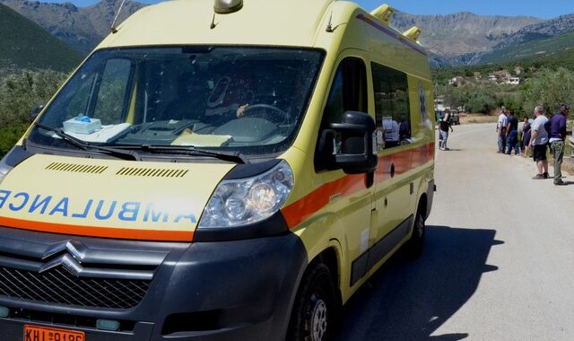 Σέρρες: ΙΧ συγκρούστηκε με αστυνομικό λεωφορείο – Ένας νεκρός και 3 τραυματίες