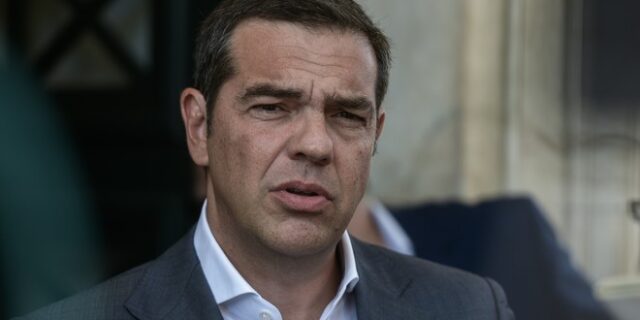 Τσίπρας: “Η πίστη καθενός, ελπίδα για τις μέρες που περνάμε”