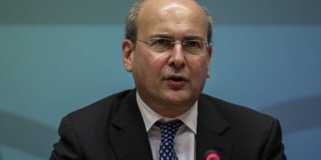 Χατζηδάκης για Κουφοντίνα: Αυτοί που διαμαρτύρονται, θα πρότειναν να υποχωρήσουμε για τον Ρουπακιά;