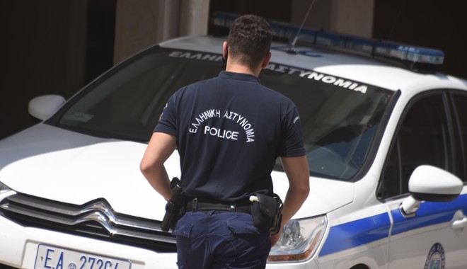 Αστυνομικός με… στολή γιατρού: Ο Υπαστυνόμος που έδωσε Πανελλήνιες και πέρασε Ιατρική