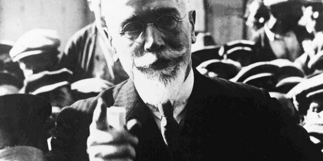 Βουλή: Διαξιφισμοί Μητσοτάκη – Τσίπρα για Ελ. Βενιζέλο και Εθνικό Διχασμό
