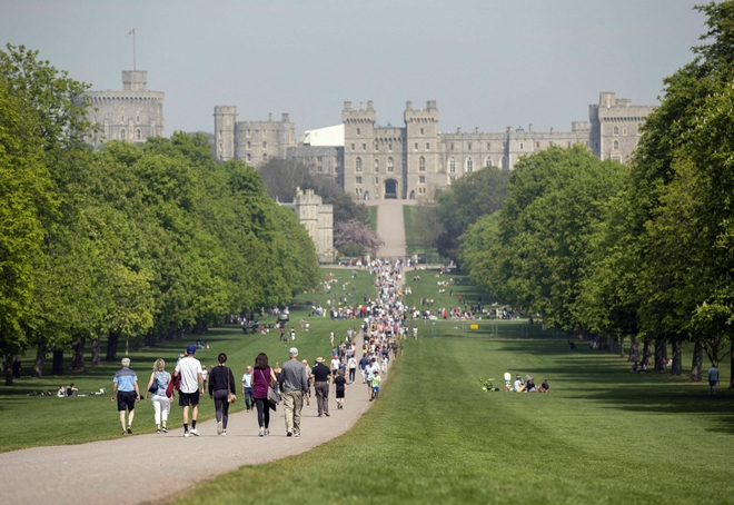 Βρετανία: Η Ελισάβετ ανοίγει τον κήπο του κάστρου Γουίνδσορ μετά από 40 χρόνια