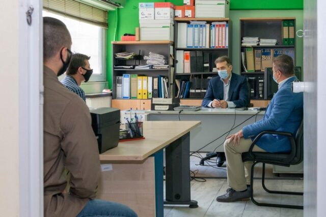 Επίσκεψη Χρυσοχοΐδη στο Αστυνομικό Τμήμα Αγίου Παντελεήμονα
