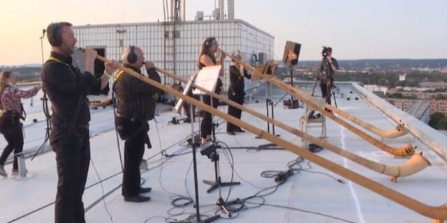 Δρέσδη: Συναυλία της φιλαρμονικής από ταράτσα