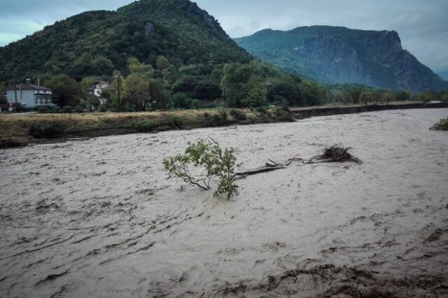 Στη Βουλή το νομοσχέδιο για τα μέτρα για τον Ιανό και την διπλή δόση ΕΝΦΙΑ τον Οκτώβριο