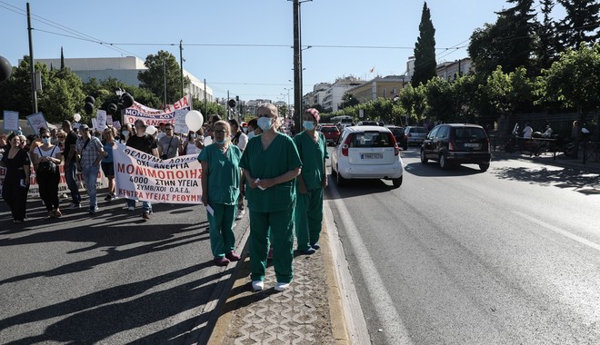 Νοσοκομειακοί γιατροί σε απόγνωση – Πανελλαδική απεργία την Πέμπτη