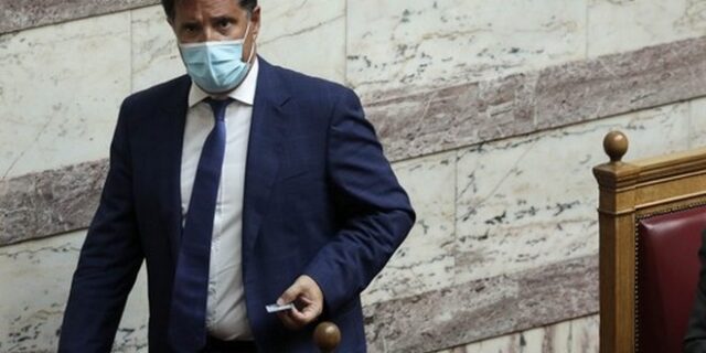 Ο Άδωνις ανάβει νέες φωτιές με τον τουρισμό και τον κορονοϊό 