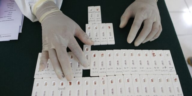 Ανησυχητική έρευνα για τον κορονοϊό: Τα αντισώματα διαρκούν μόνο για ένα μήνα