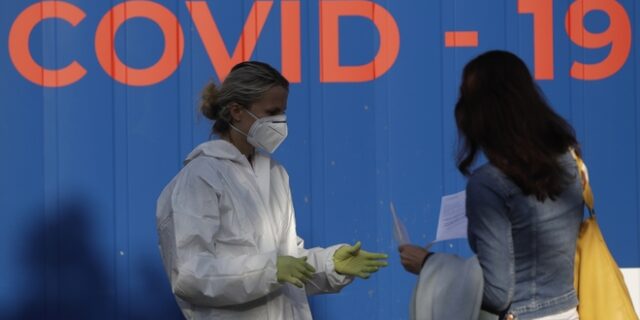 Τσεχία: Νέος υπουργός Υγείας μετά το ρεκόρ κρουσμάτων στην χώρα