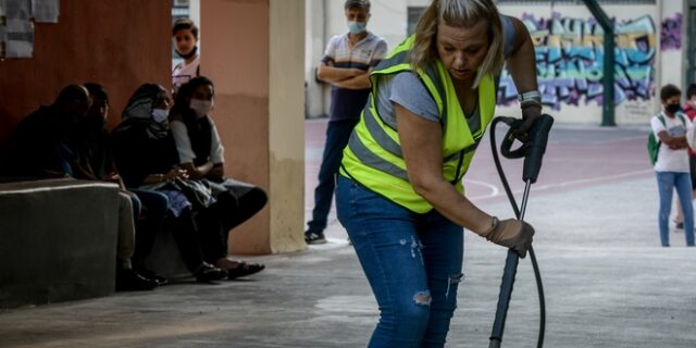 Κορονοϊός: Προ των πυλών νέα μέτρα με τοπικά lockdown στην Αττική