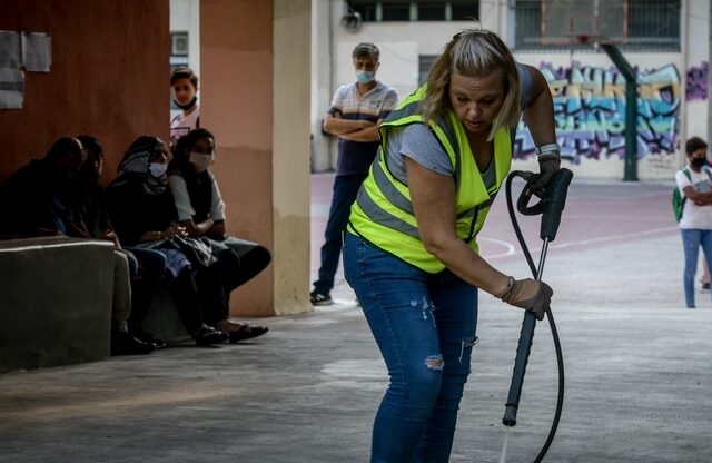 Κορονοϊός: Προ των πυλών νέα μέτρα με τοπικά lockdown στην Αττική