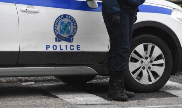 Κορονοϊός: Θετικοί 4 αστυνομικοί στη Φθιώτιδα