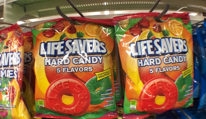 ΗΠΑ: Το Μπέρκλεϊ απαγορεύει την πώληση γλυκών στα ταμεία των σούπερ μάρκετ