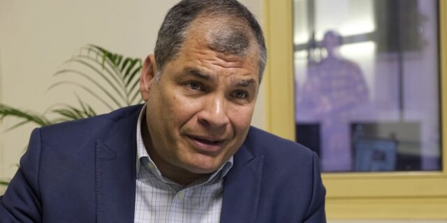 Ισημερινός: Καταδίκη του πρώην προέδρου Ραφαέλ Κορέα σε κάθειρξη οκτώ ετών