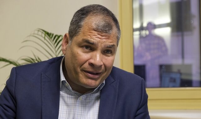 Ισημερινός: Καταδίκη του πρώην προέδρου Ραφαέλ Κορέα σε κάθειρξη οκτώ ετών