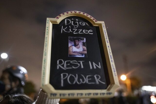 Λος Άντζελες: Νέος φόνος αφροαμερικανού από αστυνομικούς, τον πυροβόλησαν 27 φορές