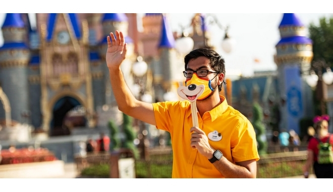 H Disneyland επιτρέπει στους υπαλλήλους που είναι θετικοί στον κορονοϊό να επιστρέψουν στη δουλειά
