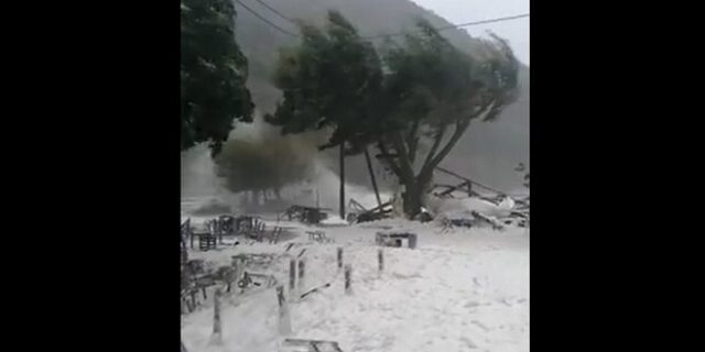 “Ιανός”: Γιατί γέμισε αφρό η θάλασσα στην Ιθάκη