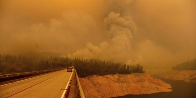 Καλιφόρνια: Αλλοι τρεις νεκροί από τις καταστροφικές πυρκαγιές