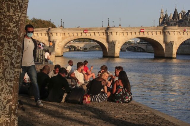 Γαλλία: Οι αρχές της Νίκαιας απαγορεύουν τις συναθροίσεις άνω των 10 ατόμων