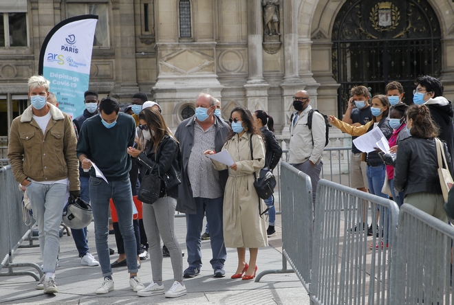Γαλλία: Αναμένεται επιβάρυνση των ΜΕΘ λόγω αύξησης κρουσμάτων