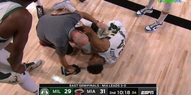 Γιάννης Αντετοκούνμπο: Με μπότα έφυγε από το γήπεδο μετά το Game 4