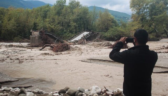 Βίντεο: Οι πλημμύρες της οργής – Ένα οδοιπορικό στις πληγείσες περιοχές του χθες και του σήμερα