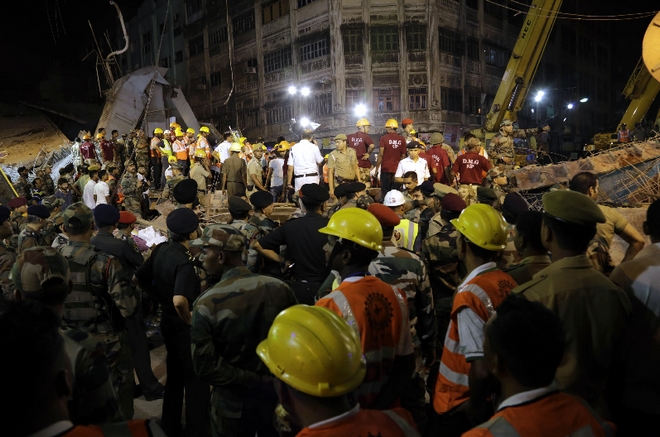 Ινδία: Στους 35 οι νεκροί από την κατάρρευση κτιρίου κοντά στο Μουμπάι