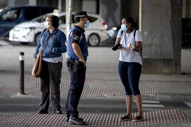 Ισπανία: Χωρίς χαρτιά, δεν κάνεις τεστ-Η ιστορία μίας “αόρατης” μετανάστριας