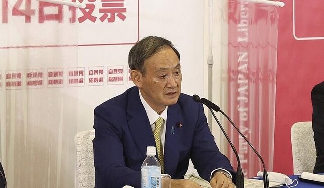 Ιαπωνία: Ο Γιοσιχίντε Σούγκα, διάδοχος του Άμπε στην πρωθυπουργία