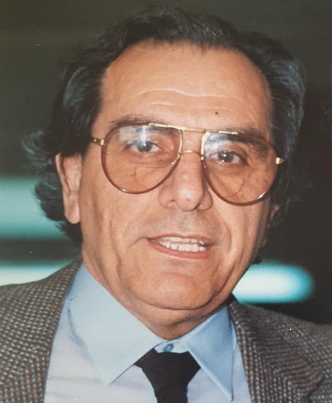Πέθανε ο συγγραφέας του “Ορκιστείτε παρακαλώ”,  Μανώλης Καραμπατσάκης